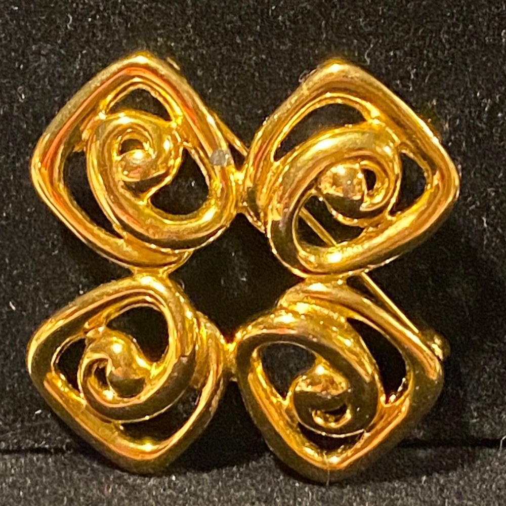 Anne Klein Gold Brooch (1980s)